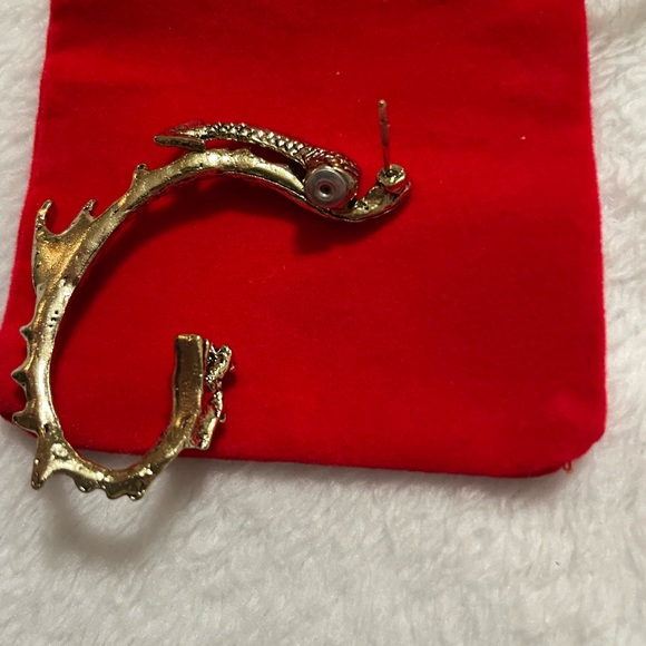 Vintage Brass Dragon Pin - Picture 5 of 5